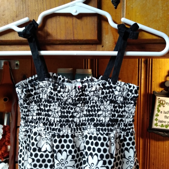 Dress - Picture 3 of 3